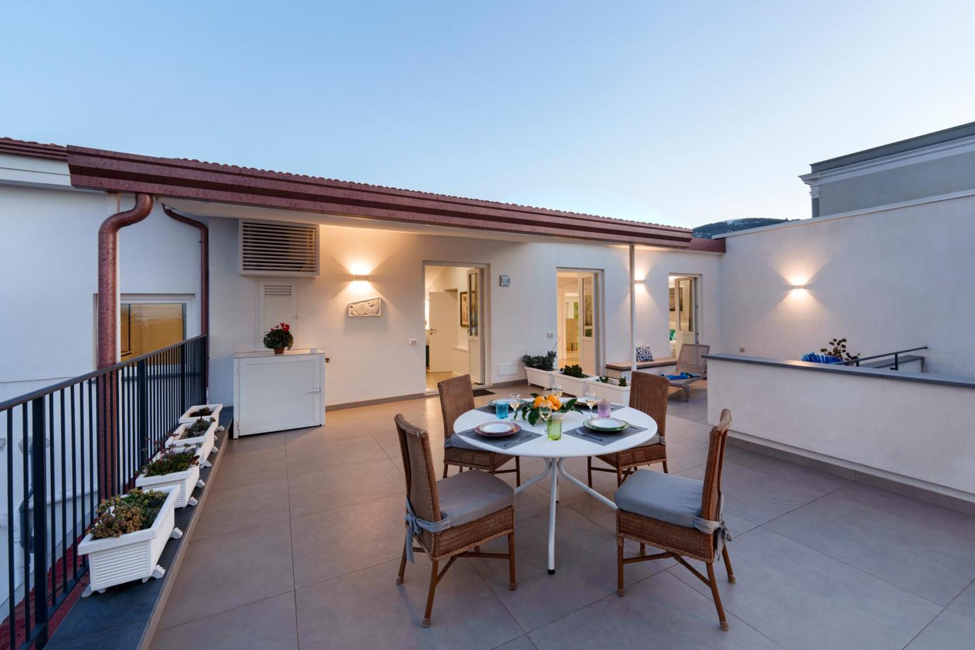 Enfasi Holiday Home Vico Equense Exteriör bild
